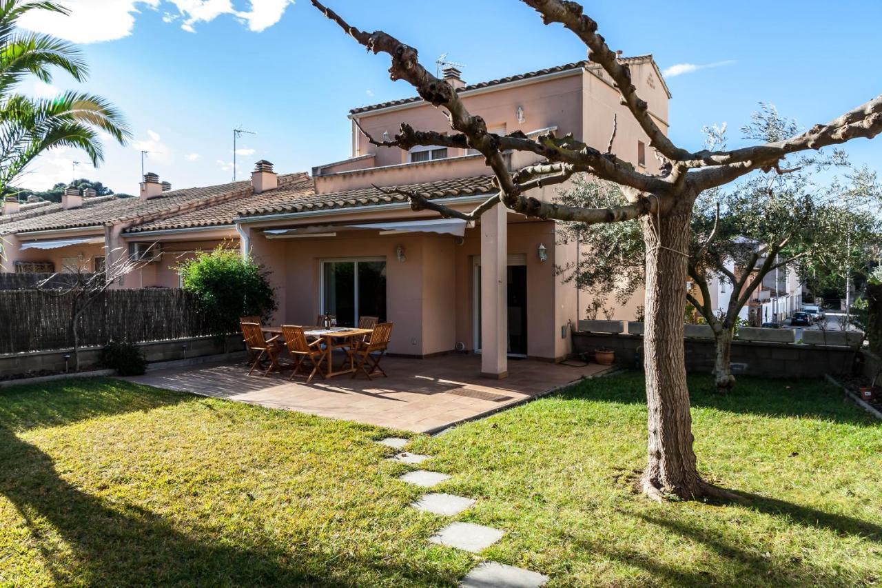 L' Escala Casa Con Jardin-Wifi Freeヴィラ エクステリア 写真