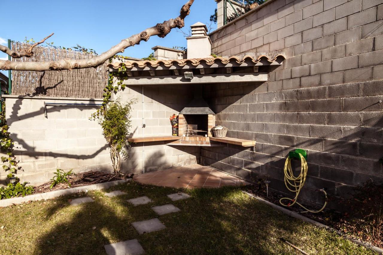 L' Escala Casa Con Jardin-Wifi Freeヴィラ エクステリア 写真