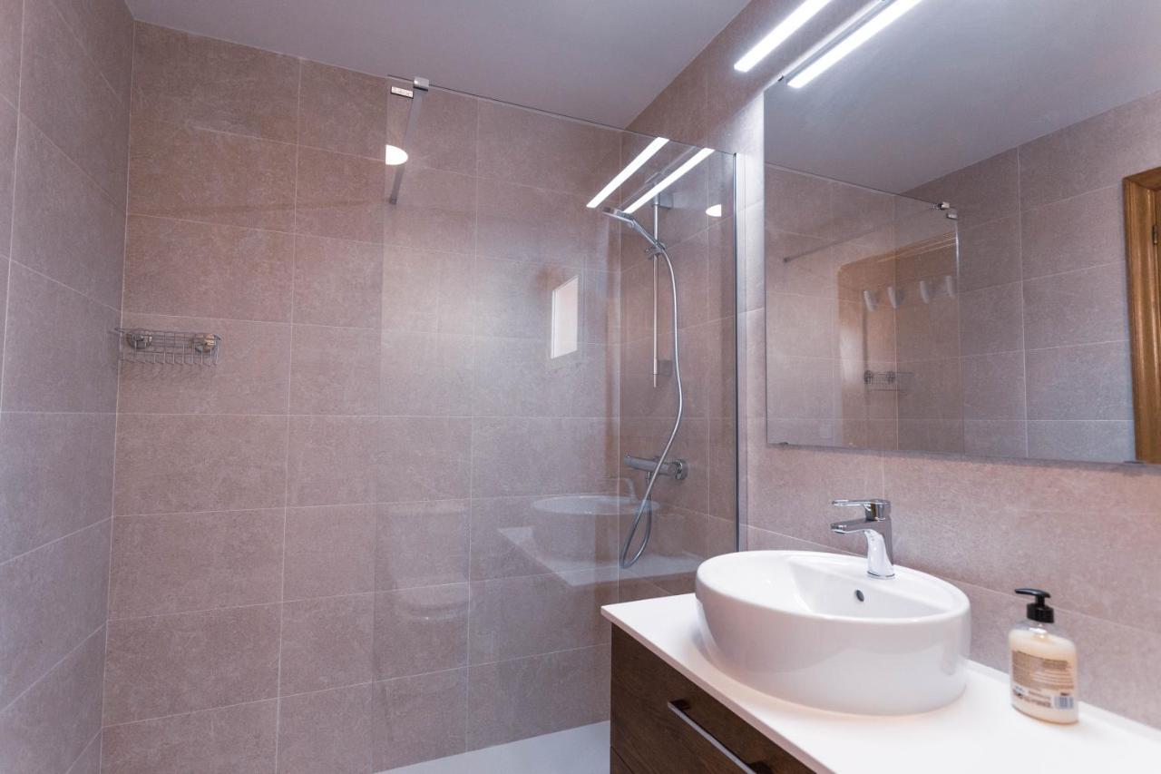 L' Escala Casa Con Jardin-Wifi Freeヴィラ エクステリア 写真